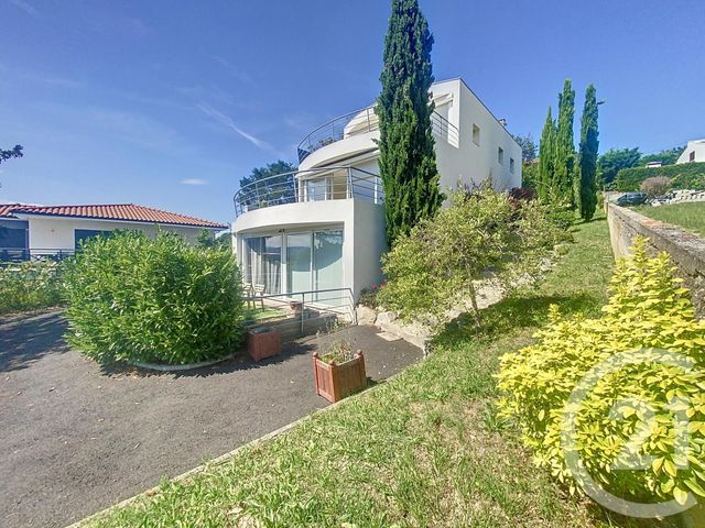 Maison à louer PERIGNAT SUR ALLIER